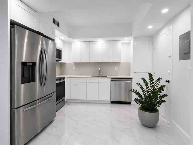 Photo - 500 Bayview Dr Unit 232