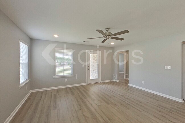 Photo - 101 Denise Dr