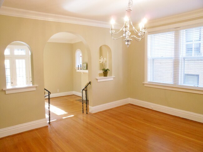 Photo - 7515 Parkdale Ave Unit 1 West