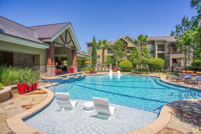 The Woodlands Lodge Pool - The Woodlands Lodge Rental