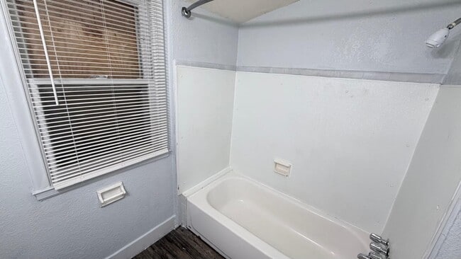 Photo - 18703 Waltham St