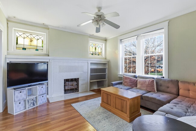 Photo - 7106 Forsyth Blvd Unit 1E