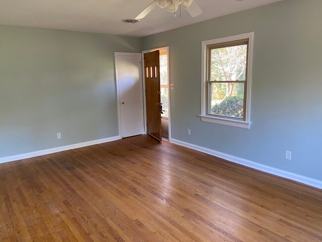Building Photo - 408 Westmoreland Pl