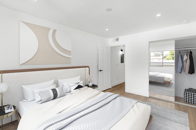 Photo - 12420 Woodgreen St