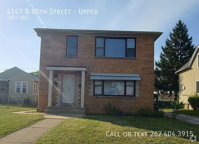 Building Photo - Spacious Partially Rehabbed 3 Bedroom Uppe... Unit Upper Rental