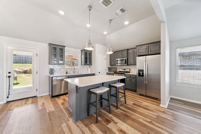 Photo - 1216 Autry St