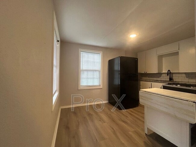 Photo - 814 Crutcher St