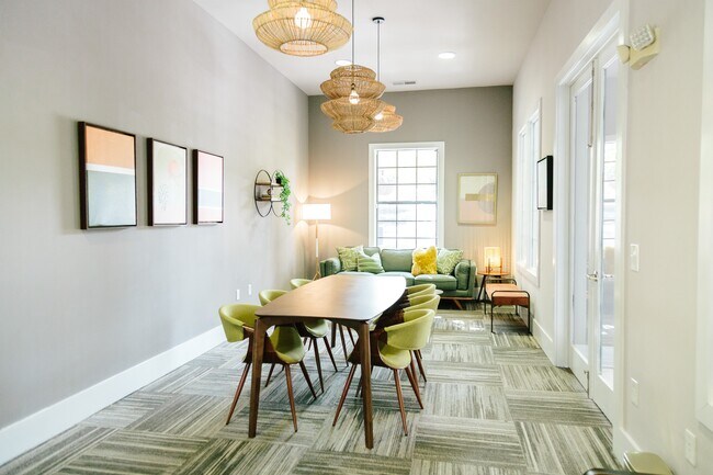 Photo - Tapestry at Hollingsworth Park