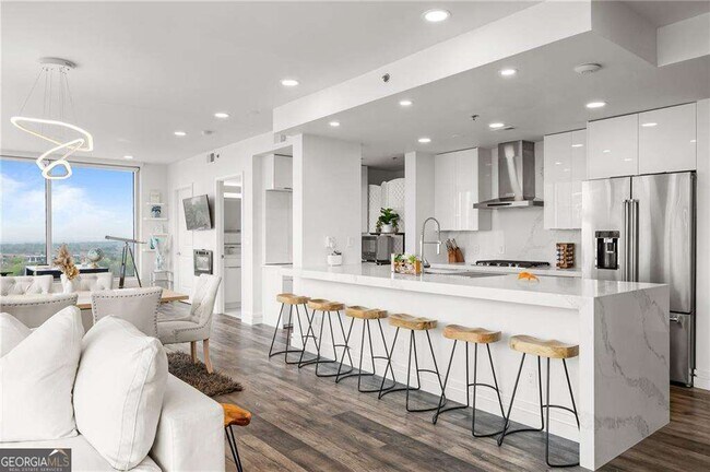 3338 Peachtree Rd Unit 2207