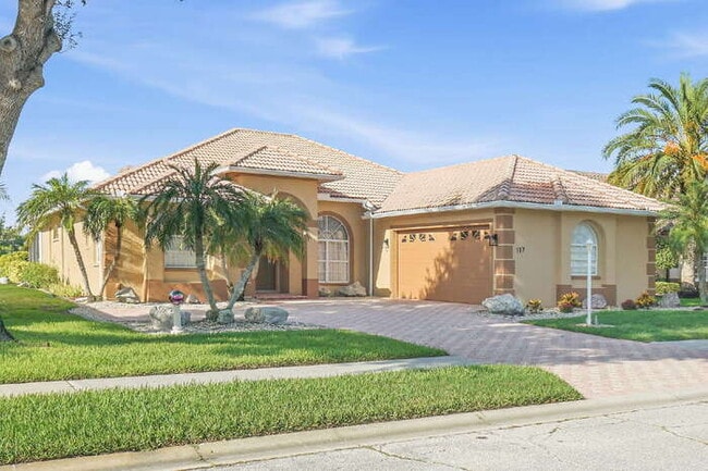 Building Photo - Lakefront 3 bedroom in gated Hidden Lakes Club