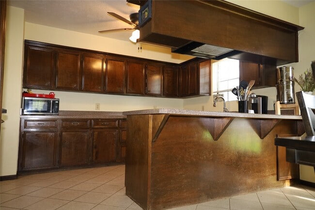 Photo - 9948 Twin Shores Dr