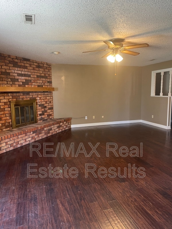 Photo - 1810 SE Crouch St