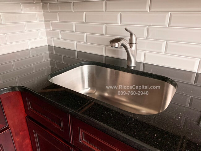 Photo - 46U Michael Rd