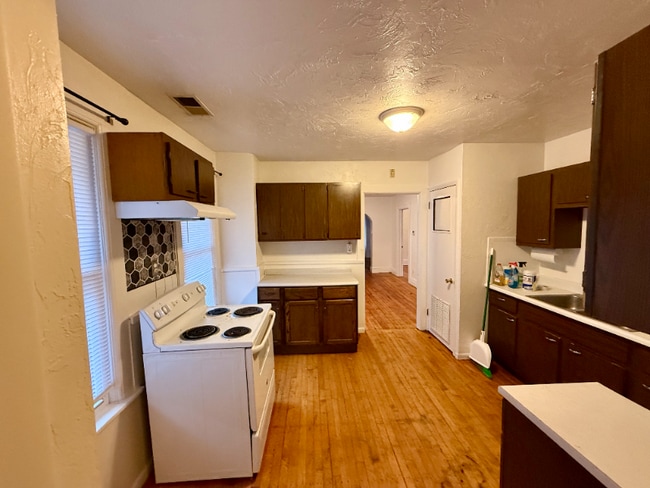 Photo - 1413 N 11th St Unidad A