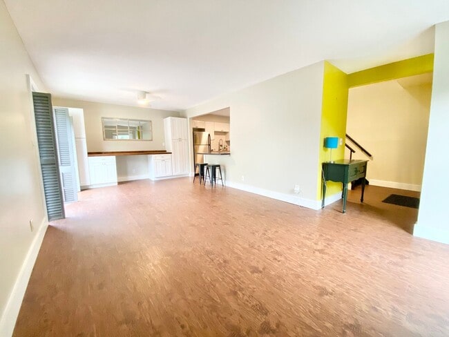 Photo - 180 Ledgewood Cir Unit 101