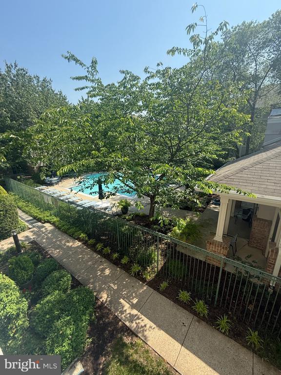 Building Photo - 12012 Taliesin Pl Unit 24