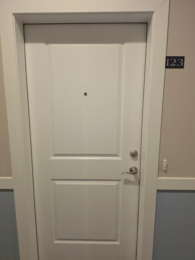 Photo - Beautiful 2nd floor (with elevator services) condominium: 2-bed, 2-bath, beautiful kitchen, bonus...