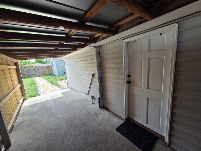 Photo - 1525 Oak Ave Unidad 1525 Oak Ave -  B