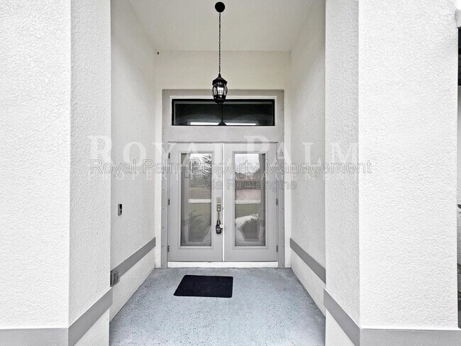 Photo - 3005 34th St SW