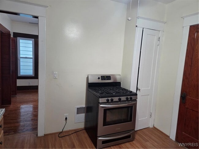 Photo - 172 Rodney Ave