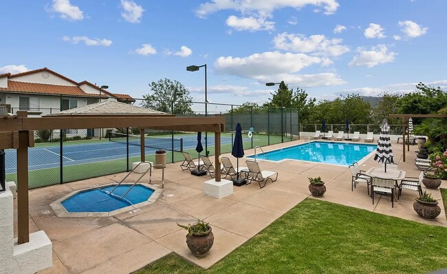 Photo - 870 S Rancho Santa Fe Rd