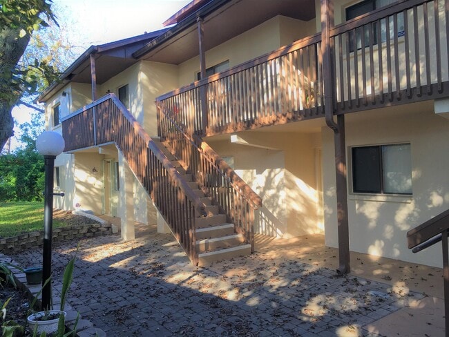 Building Photo - 3015 Kirkland Rd NE