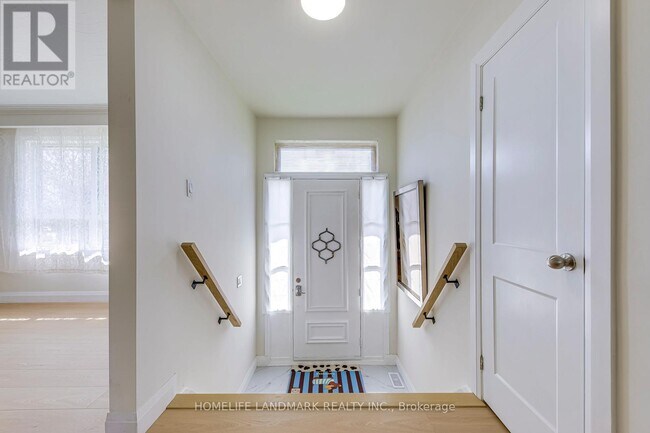 Photo - 451 Sandmere Pl
