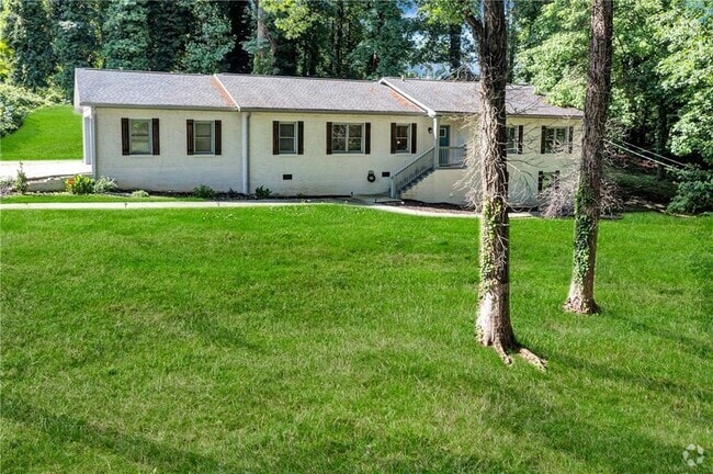 Building Photo - 2418 Bollingbrook Dr SW Rental