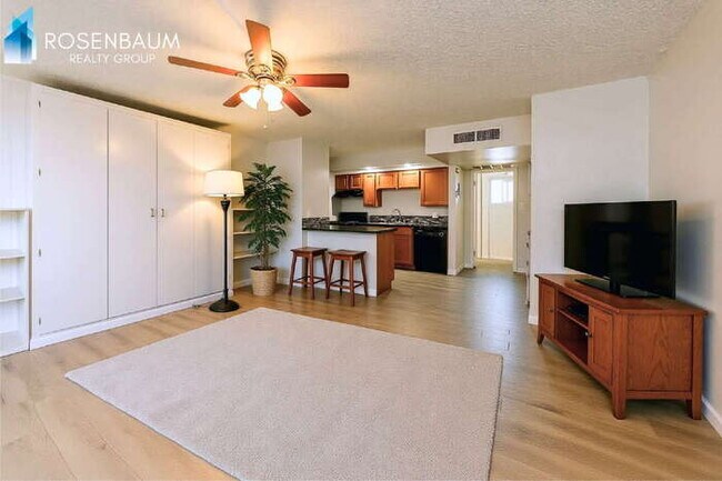 Photo - 6320 N 16th St Unit 203