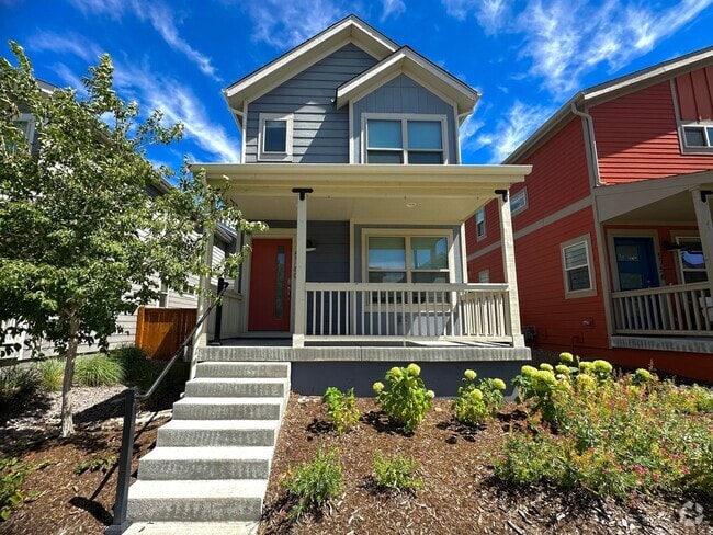 Building Photo - Fenced Side Yard! Rental