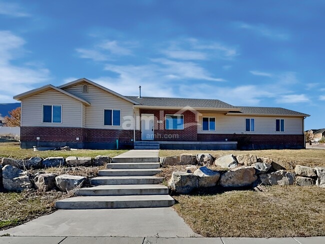 Building Photo - 3703 Lake Vista Dr Rental
