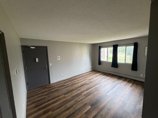 Photo - 5910 W Broadway Unidad 5