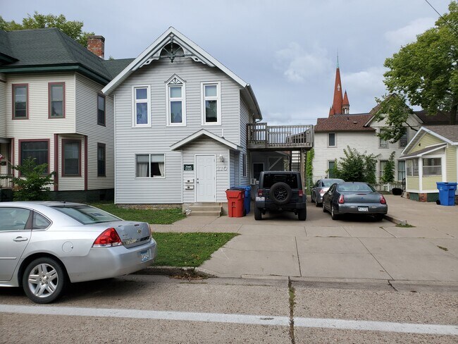 Apartments For Rent Near Winona State University In Winona Mn Forrent Com