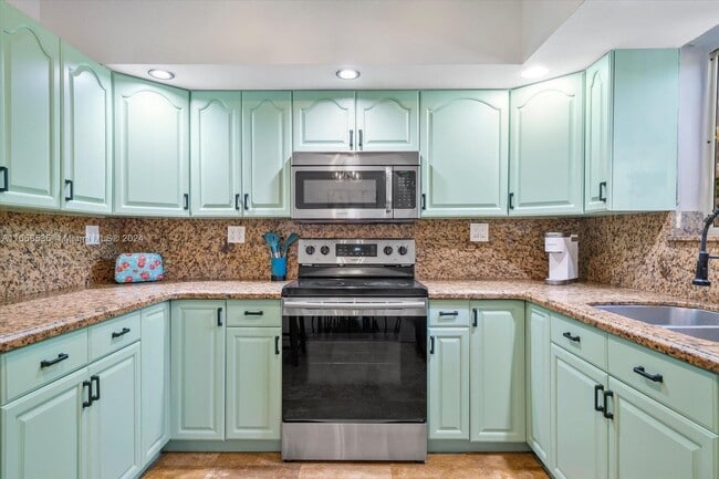 Photo - 1315 Dewey St