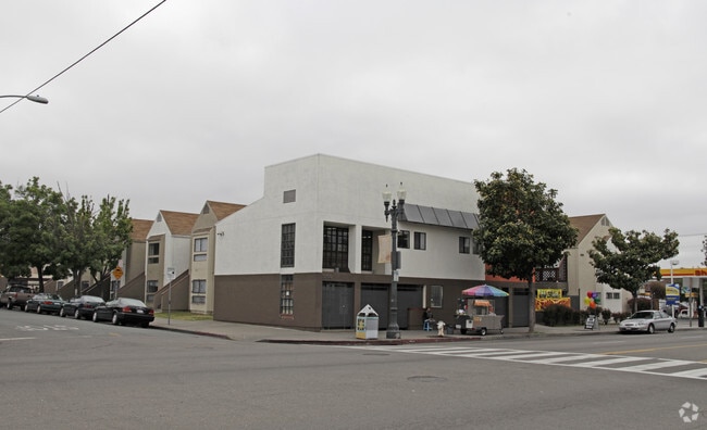 Fruitvale Villas