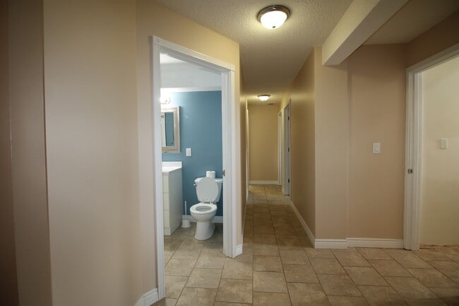 Photo - 4104-4119 19 Ave NW