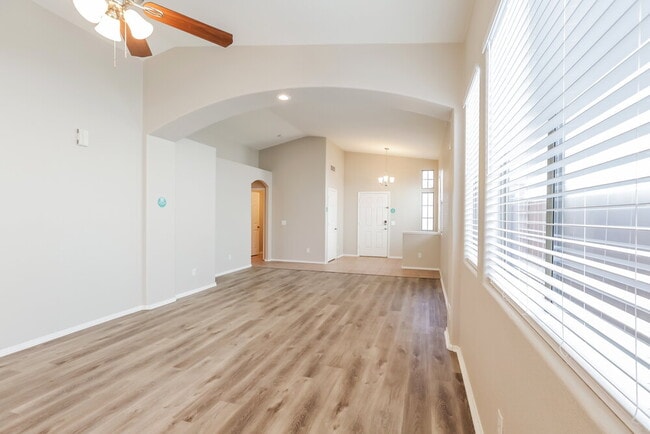 Photo - 4001 E Timberline Rd