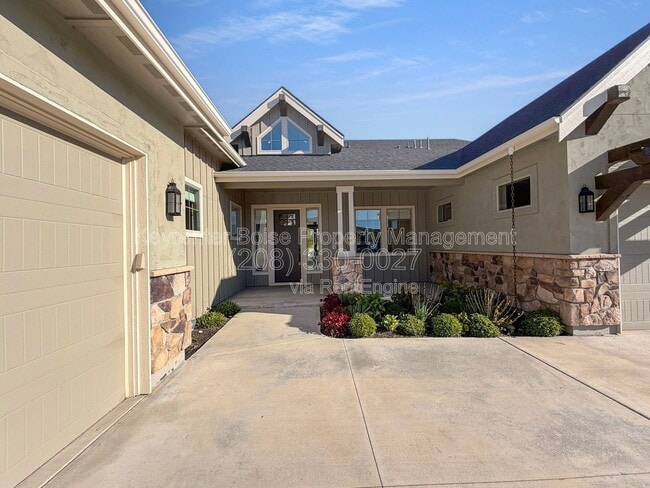 Photo - 8368 W Sparks Lake Dr