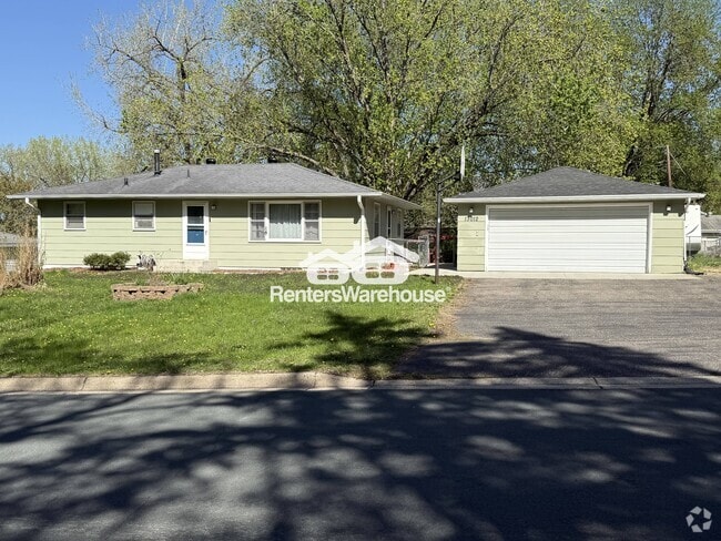 Building Photo - 13012 Glenview Dr Rental