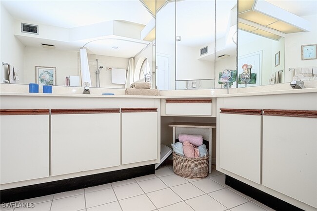 Photo - 565 Beachwalk Cir Unidad T104 Rental