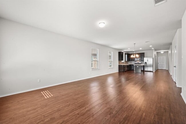 Photo - 524 Martha Dr