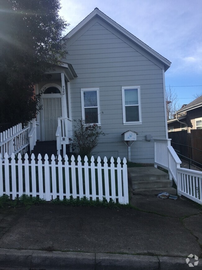 Building Photo - Florida Street Unit 3 Rental