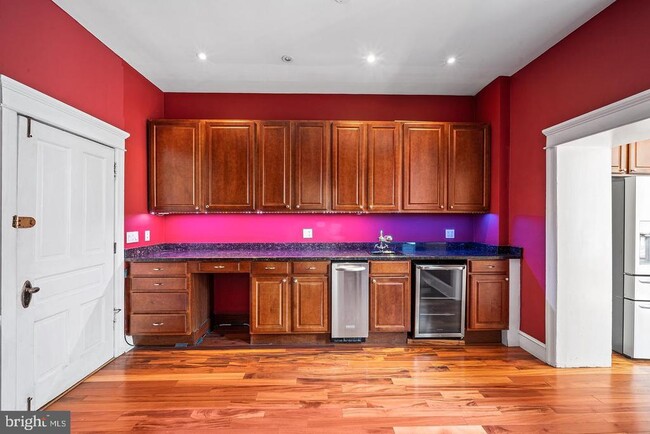 Photo - 231 Pine St Unit 1
