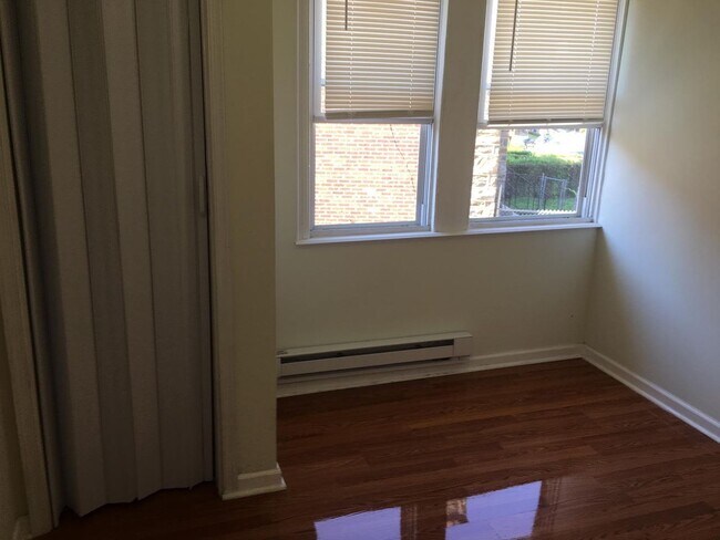 Photo - 1901 N 52nd St Unit 2