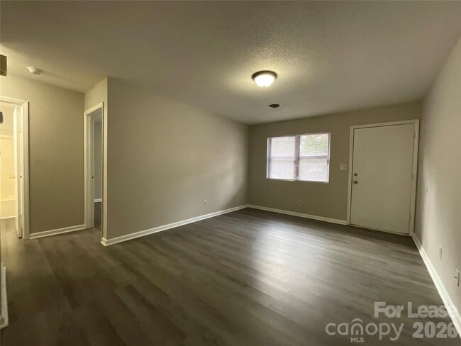 Photo - 201 Arthur Dr