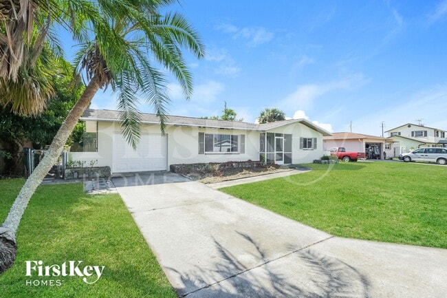 Photo - 425 Belair Ave