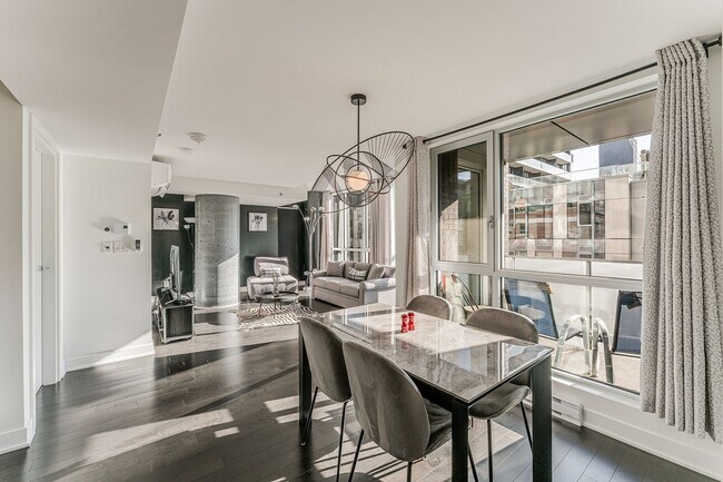 Photo - 1211 Drummond St Unité 301