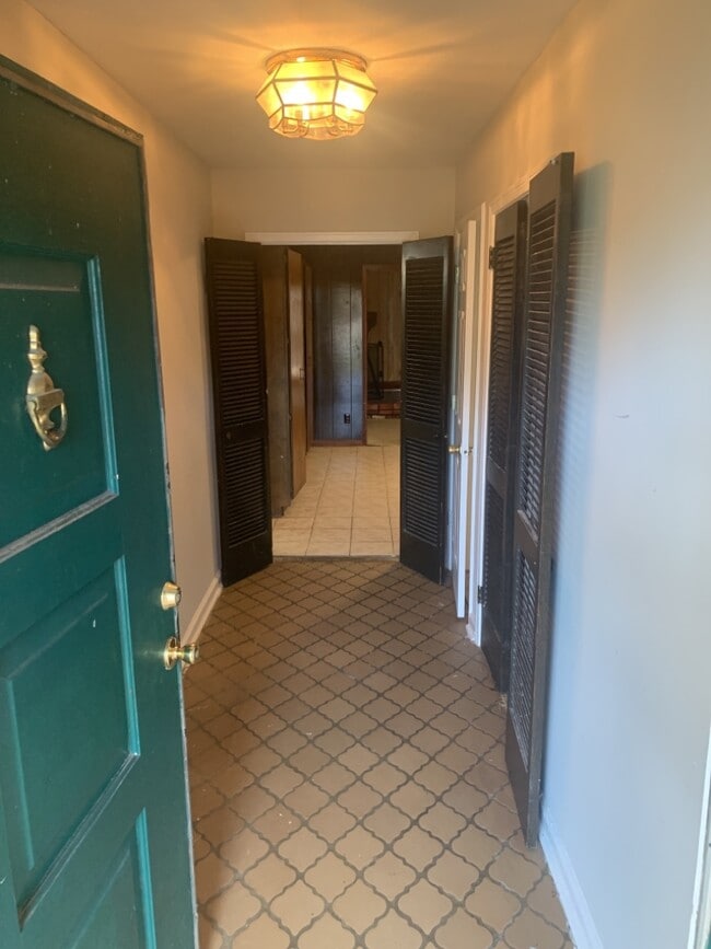 Photo - 431 Spring Valley Rd