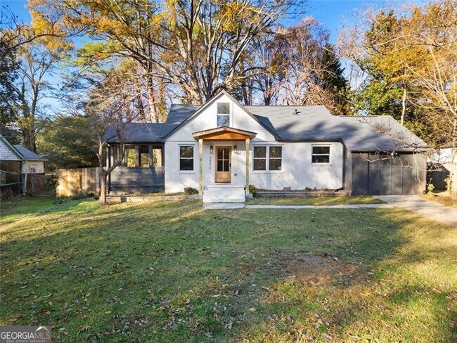 Building Photo - 3452 Beech Dr