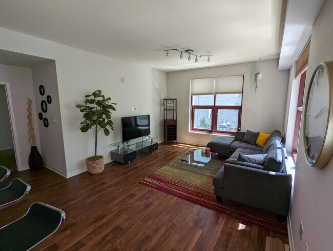 Living Room - 1150 J Street Unit 309